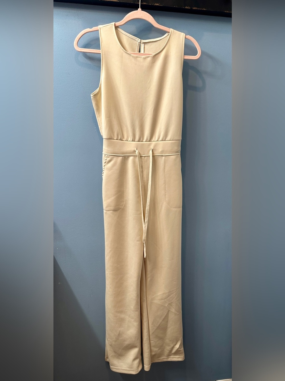 Cream Jumpsuit Romper Sleeveless Wide Leg drawstring waist pockets size small